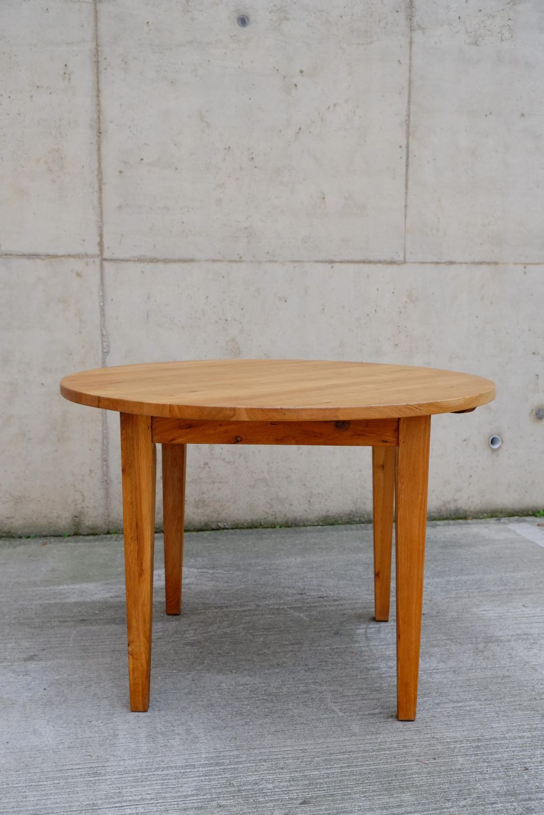 Mid Century Solid Pine Round Breakfast Dining Table With Removable Legs photo Furniture