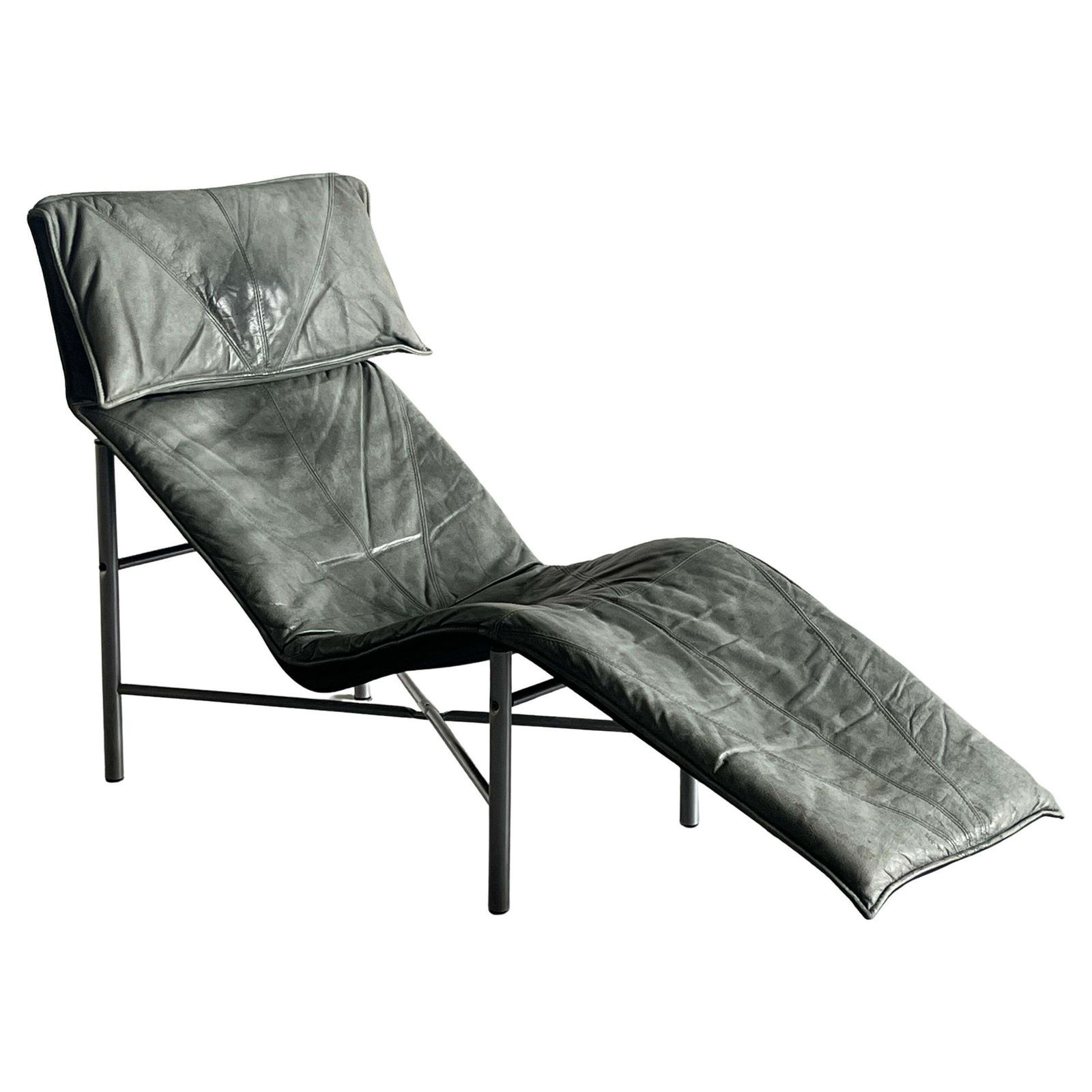 Vintage Leather Chaise Longue In Faded Green Leather By Tord Bjorklund For Ikea