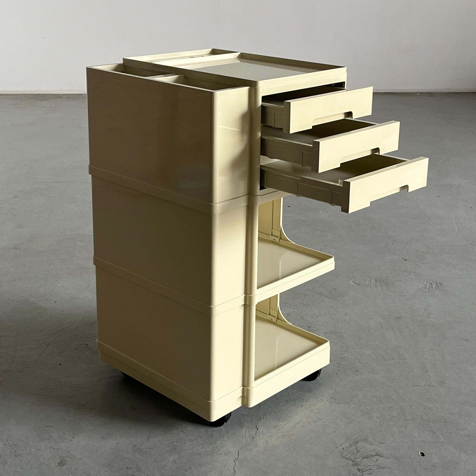 Rolling Artist Mid Century Trolley By Giovanni Pelis For Stile Neolt, 60s Italy photo for sale