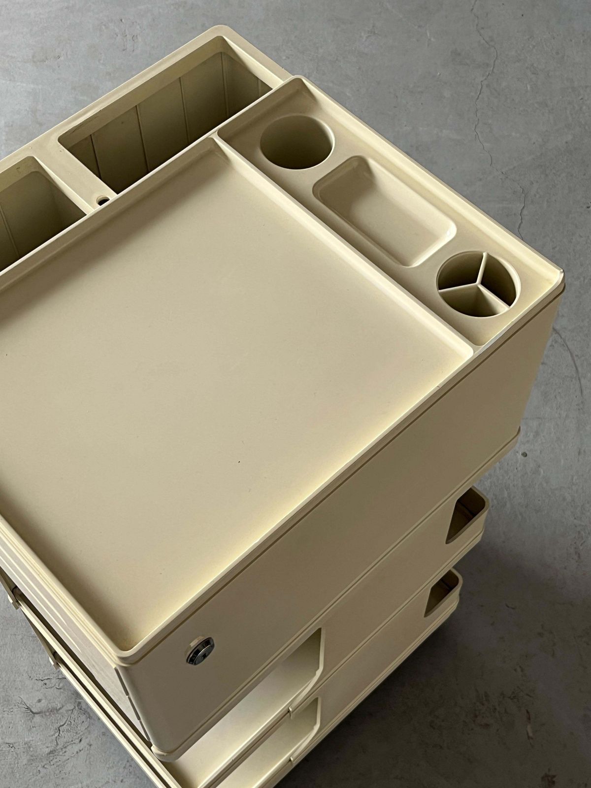 Rolling Artist Mid Century Trolley By Giovanni Pelis For Stile Neolt, 60s Italy photo buy