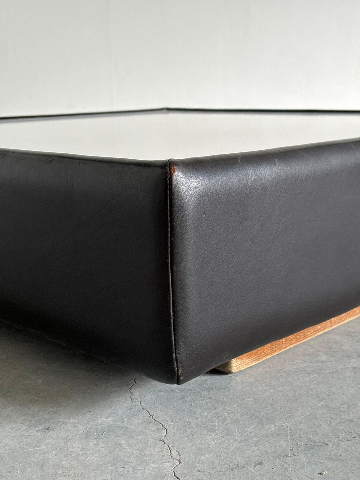 De Sede Ds15 Elegant Leather Coffee Table, 1970s Switzerland photo vintage