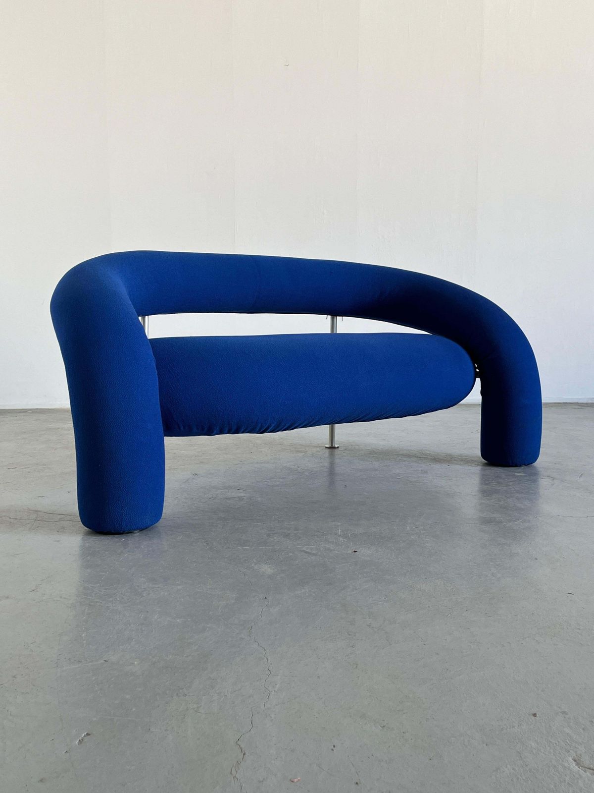 Sculptural Tube Sofa By Anna & Carlo Bartoli For Rossi Di Albizzate, Italy, 90s photo furniture