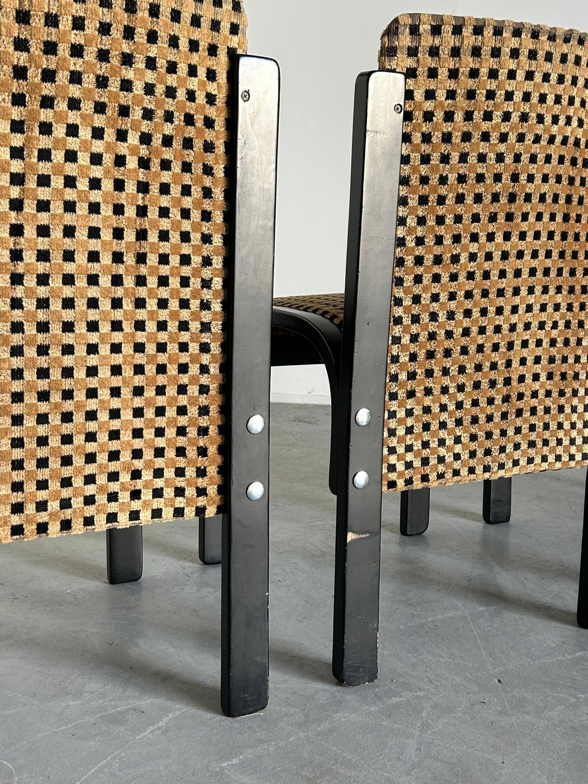 Set Of 4 Italian Sculptural Lacquered Bentwood Dining Chairs, Geometric Pattern photo vintage
