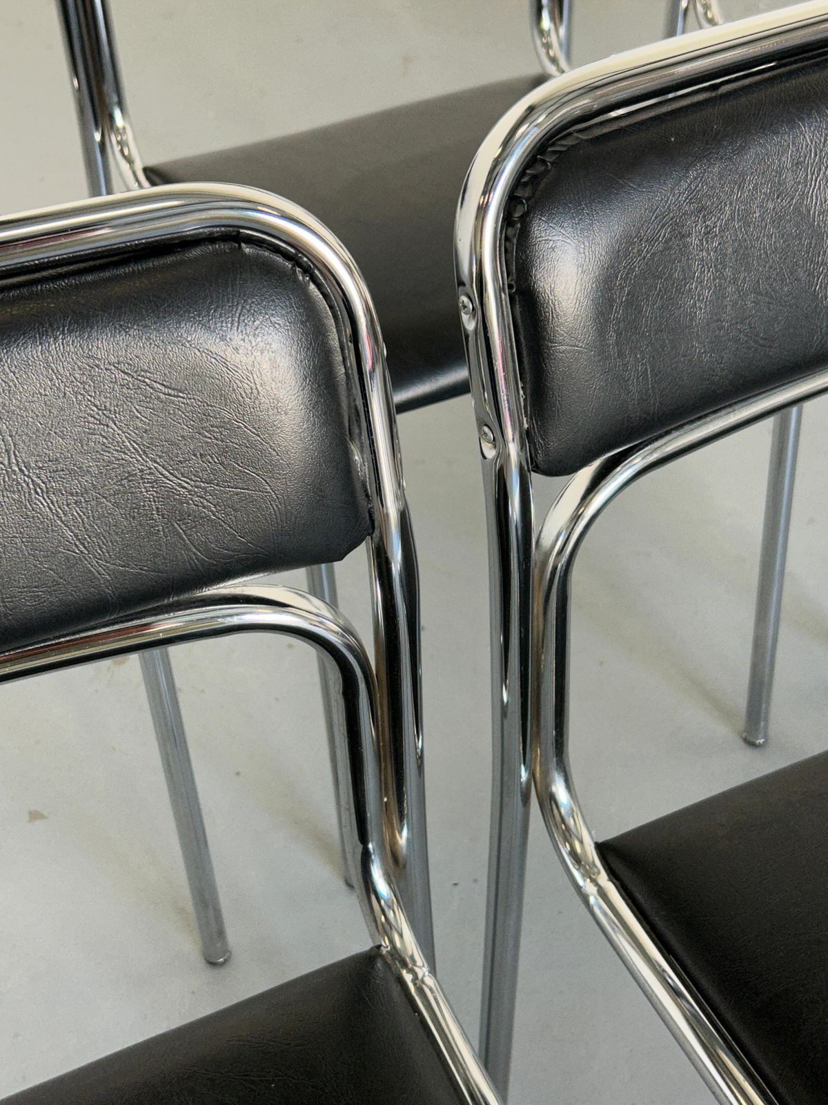 1 Of 8 Bauhaus Chrome Tubular Steel And Black Faux Leather Chairs, 1980s Italy photo vintage