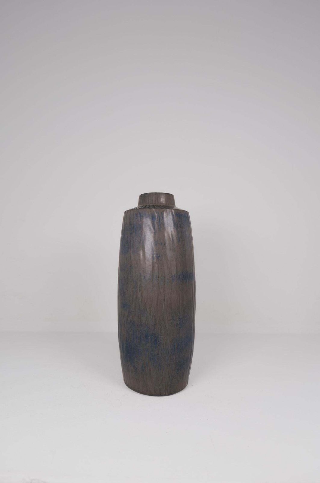 Midcentury Modern Large Ceramic Vase Rubus Gunnar Nylund Rörstrand, Sweden photo furniture