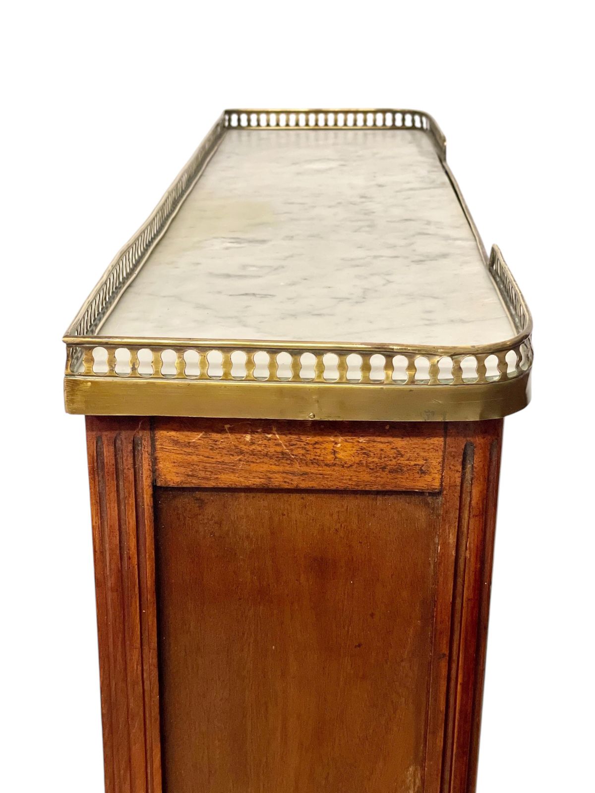 photo vinterior Bookshelf Or Bibus With Marble Top And Brass Gallery, 19th Century