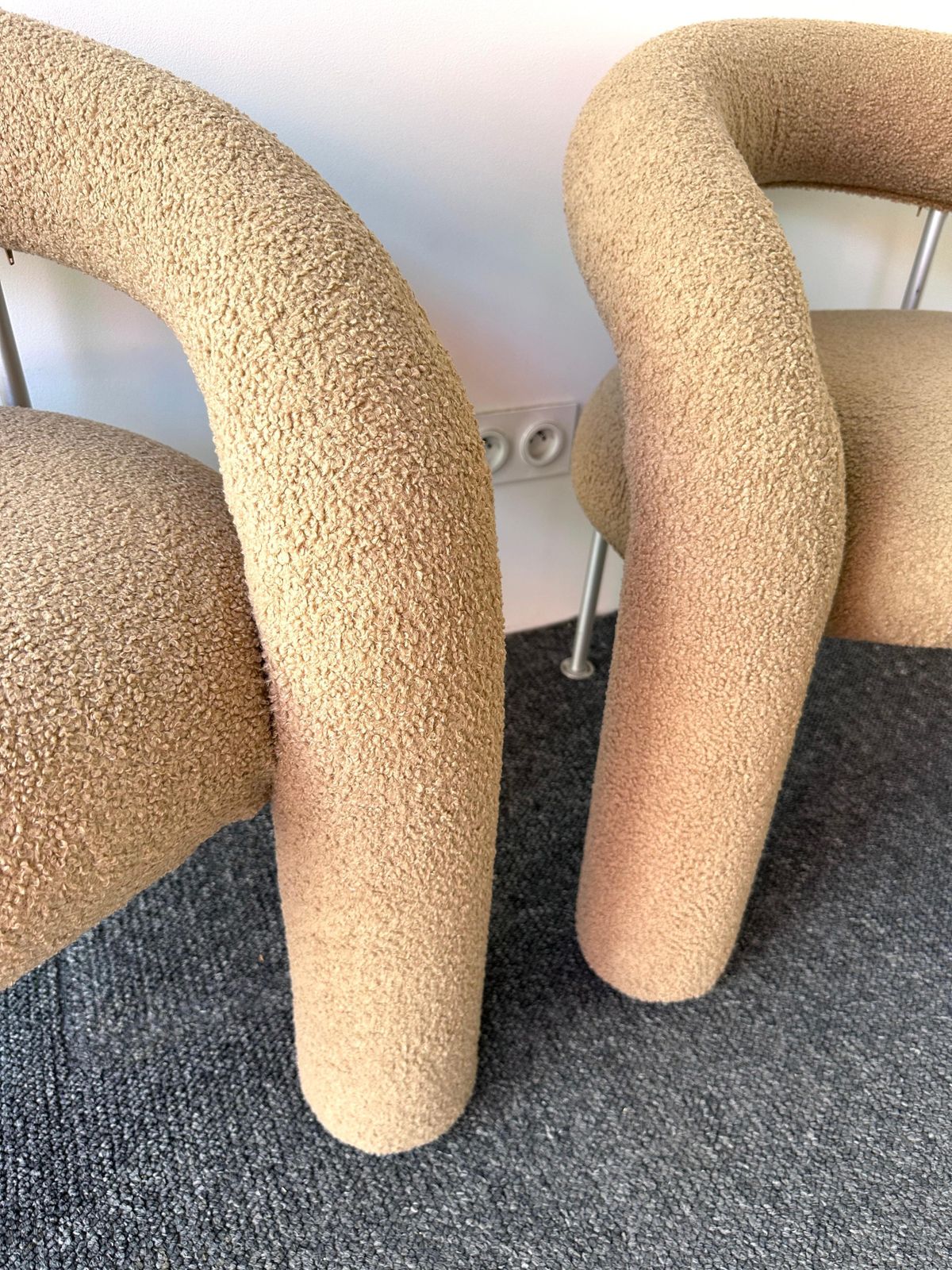 photo furniture Pair Of Tube Armchairs By Bartoli For Rossi Di Albizzate. Italy, 1970s