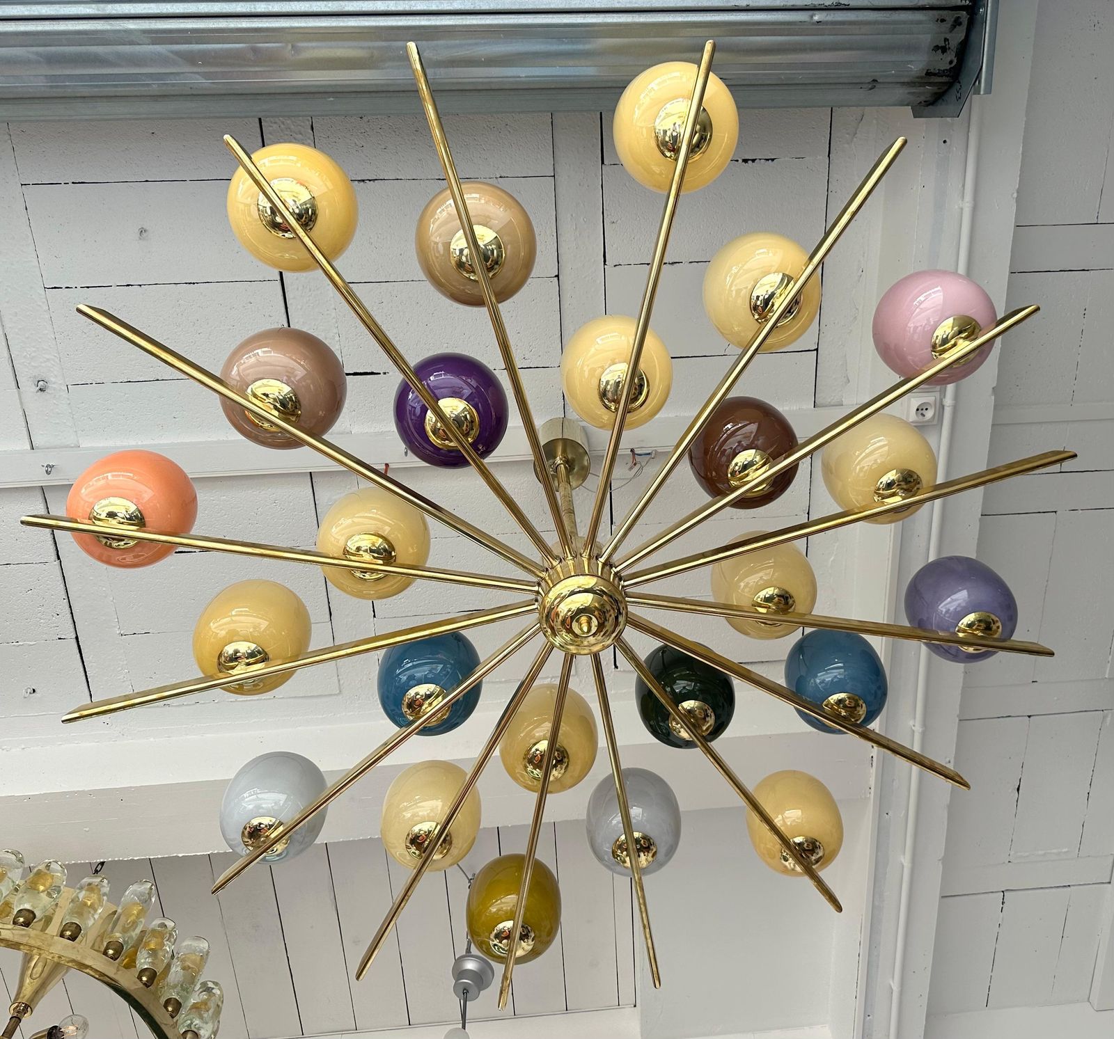 photo vinterior Large Contemporary Candy Chandelier Brass And Murano Glass , Italy