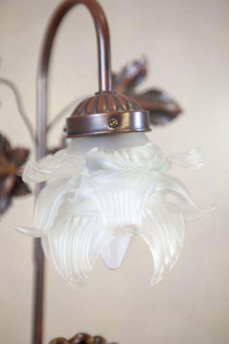 Mid 20th Century Night Light Featuring Woman Figurine Made Of Zamak Alloy photo vinterior