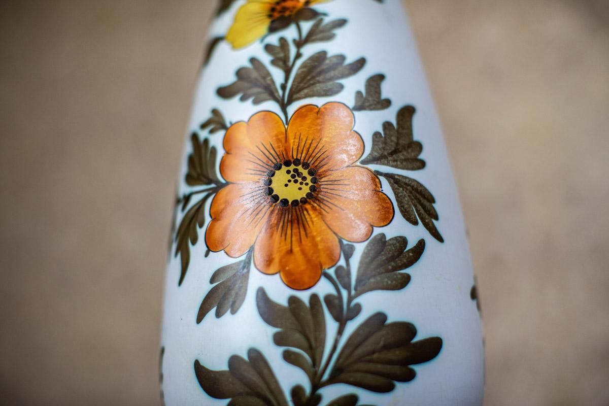 Ceramic Vase From The Early 20th Century In Floral Motifs photo 172.0