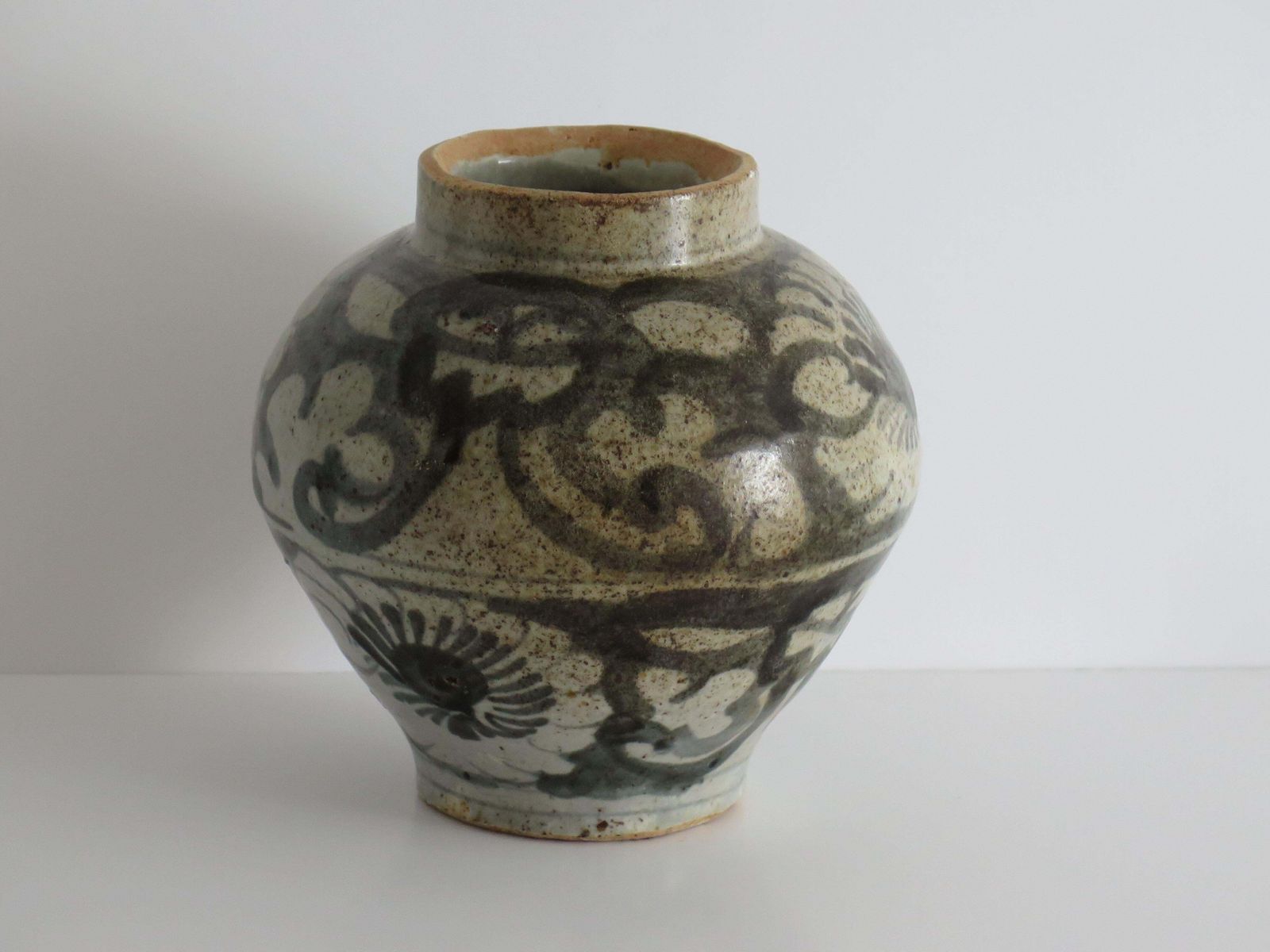 Chinese Porcelain Ming Provincial Jar Or Vase Blue & White, Jiajing 16th Century photo buy