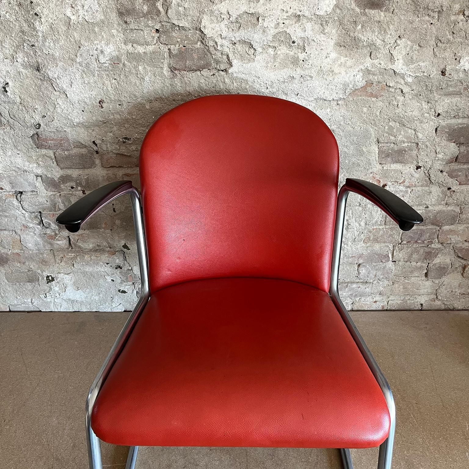 Gispen 413 In Original Sixties Red Skai With Black Armrests photo buy