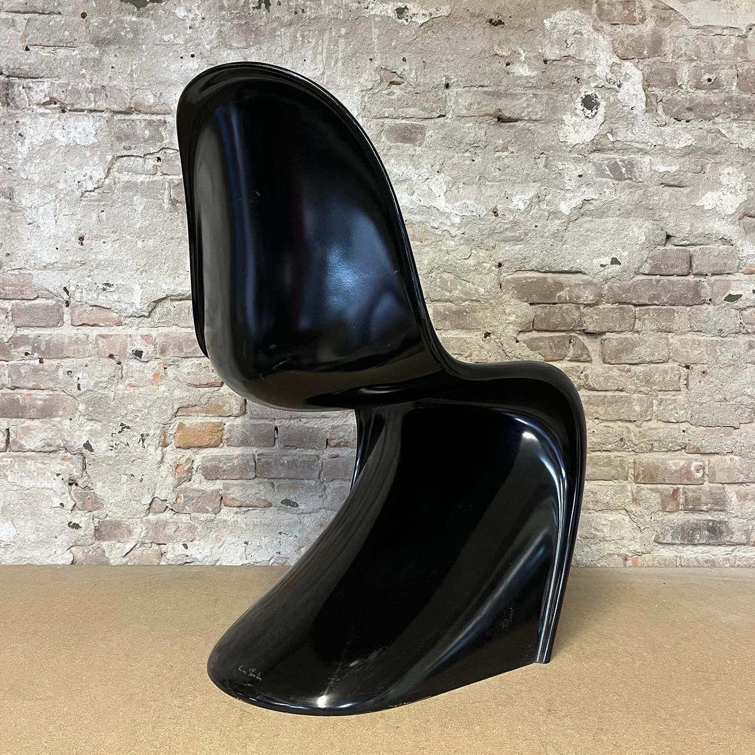 Verner Panton, Orginal Heavy Fibreglass Black Stacking Chair By Vitra photo for sale