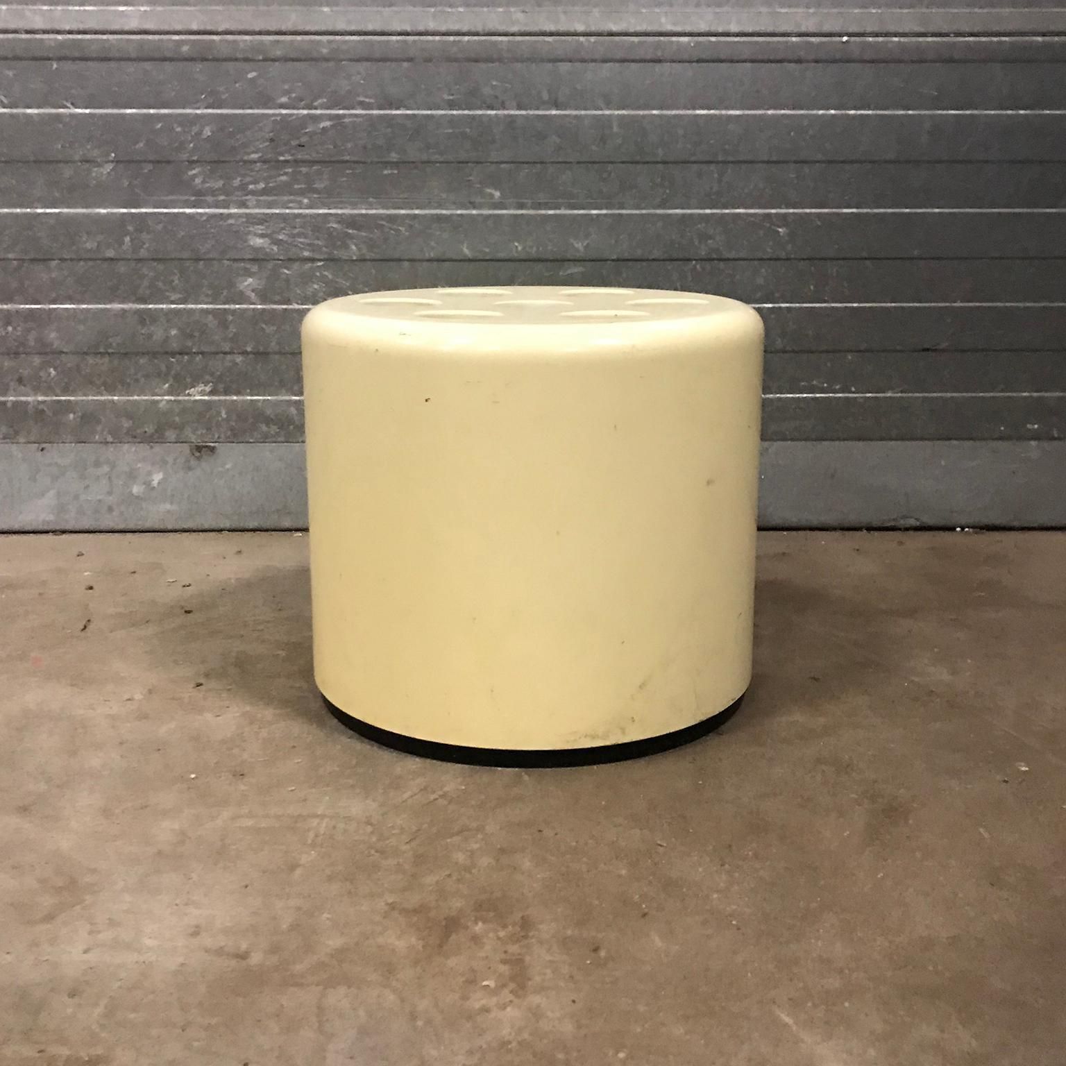 Space Age Roberto Lucci/Paolo Orlandini White Plastic Umbrella Stand, Circa 1970 photo Home Decor