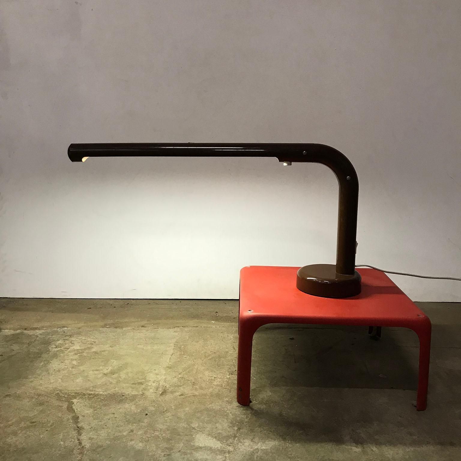 1960, Anders Pehrson For Atelje Lyktan, Sweden, Tube Desk Lamp In Brown Plastic photo vinterior