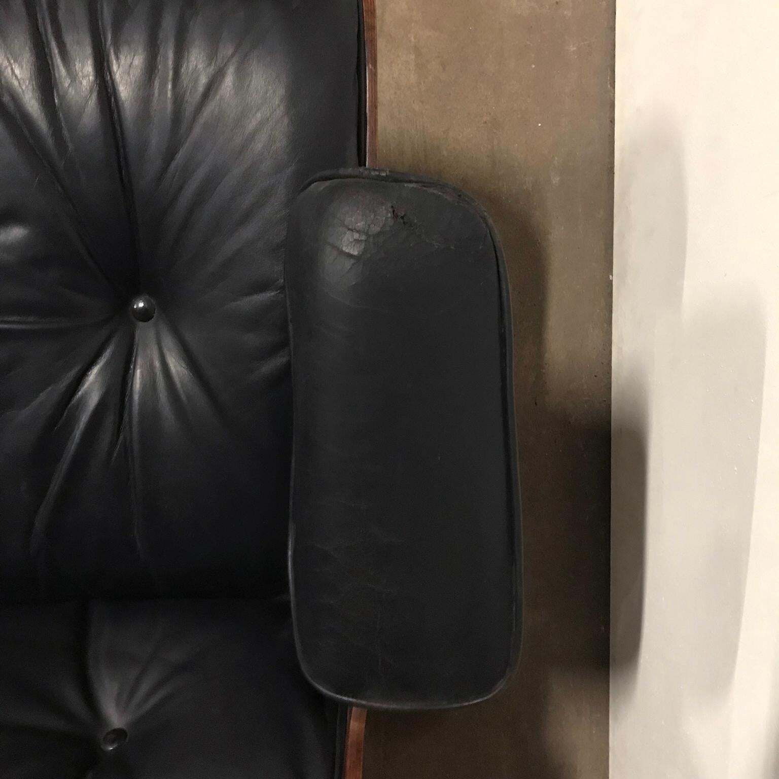 1956, Ray & Charles Eames Lounge Chair, Rare First Edition 1956 In Black Leather photo vintage