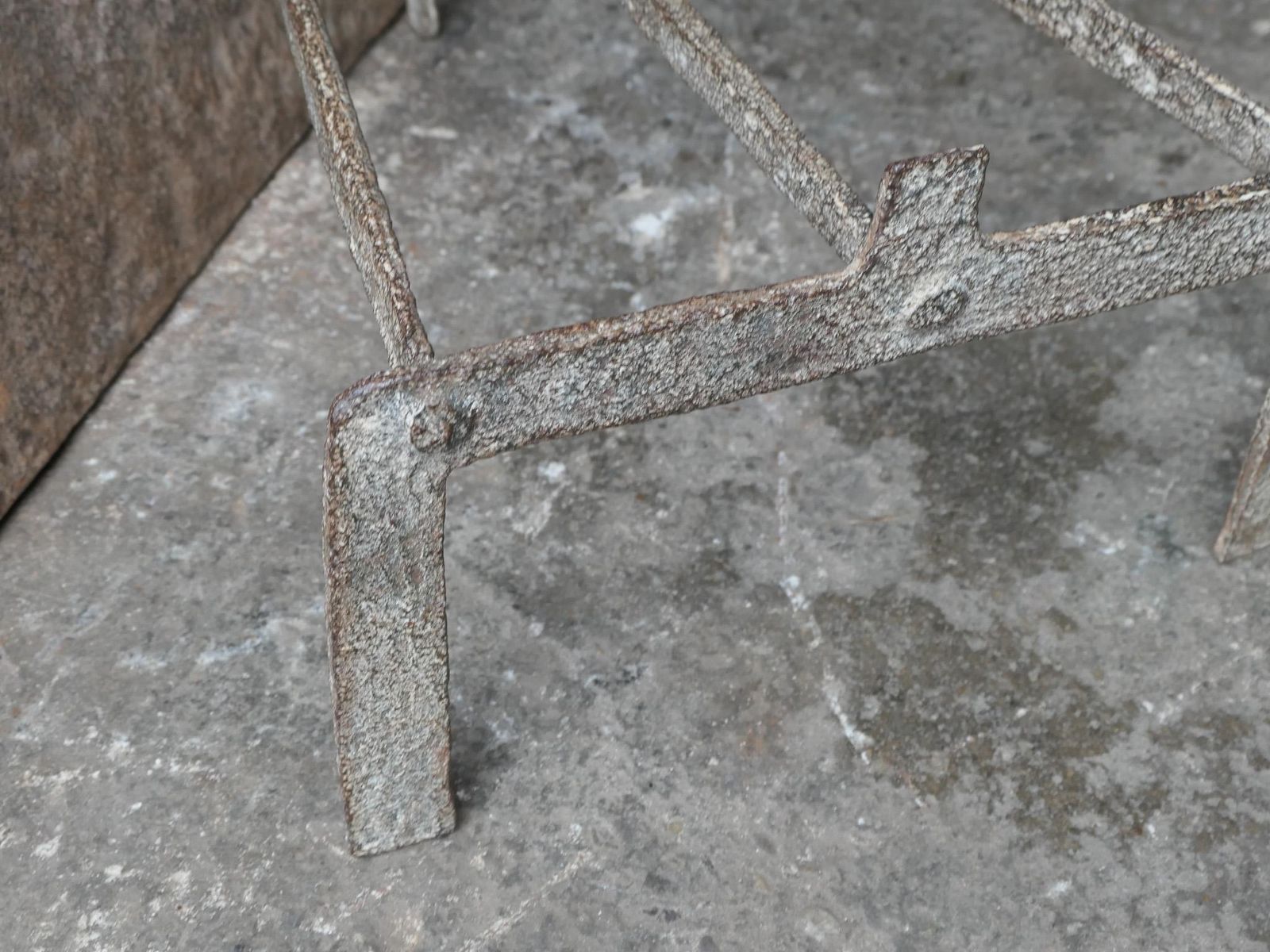 photo furniture Large French 18th Century Louis XV Period Trivet