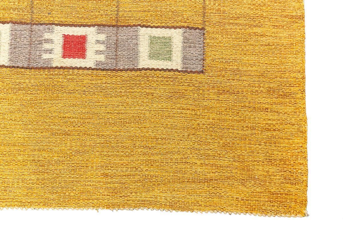 Scandinavian Rug Golden Color photo 2745.0