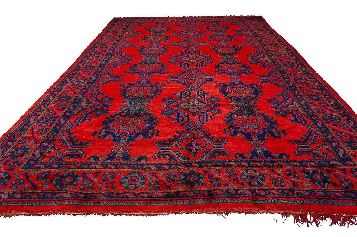 Oushak Rug Red Field photo furniture