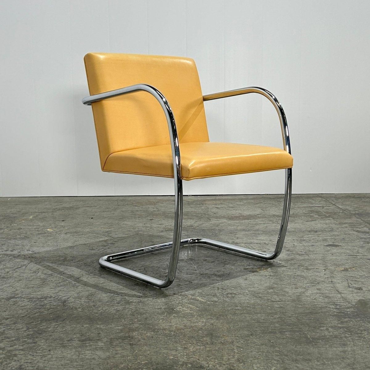 5834.0 Knoll Beige Leather Brno Tubular Chair By Ludwig Mies Van Der Rohe, Set Of Four photo