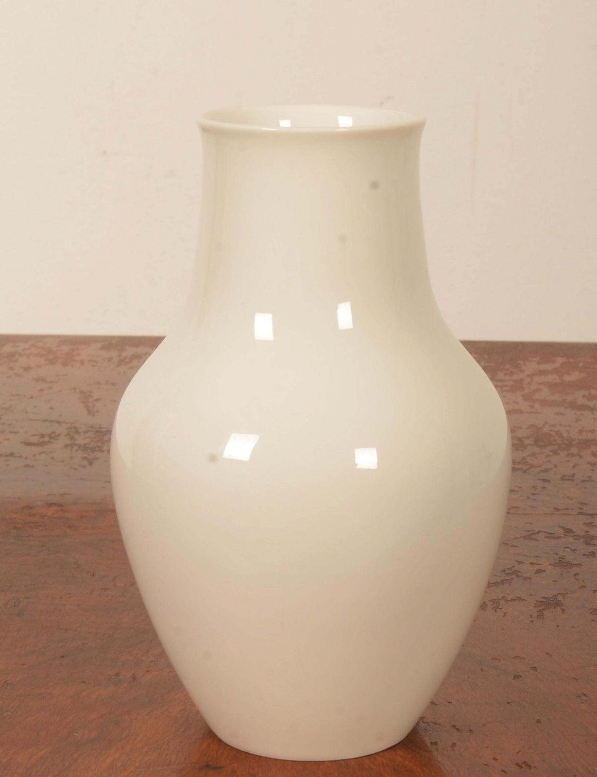 Porcelain Kpm Berlin Vase Designed By Siegmund Schütz photo furniture