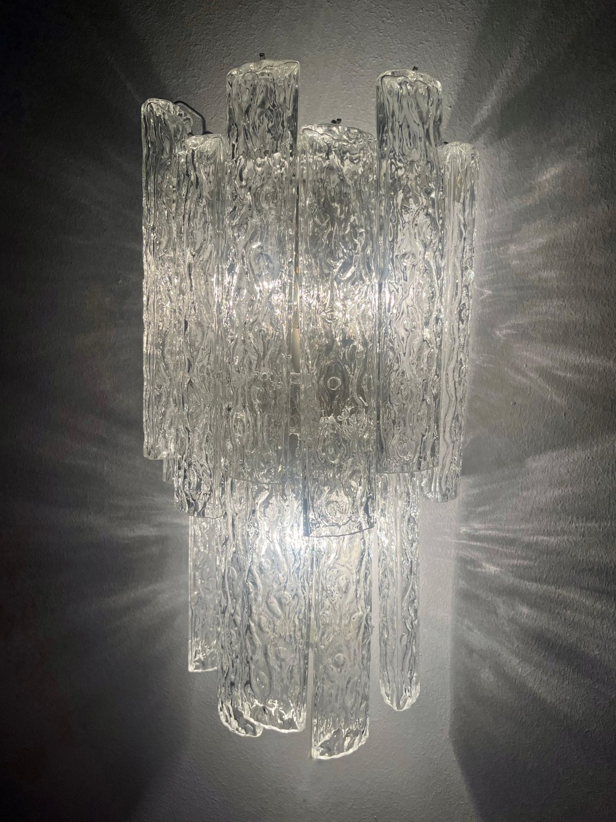 Italian Midcentury Large Beauty Murano Wall Sconce By Venini, 1970s photo vintage