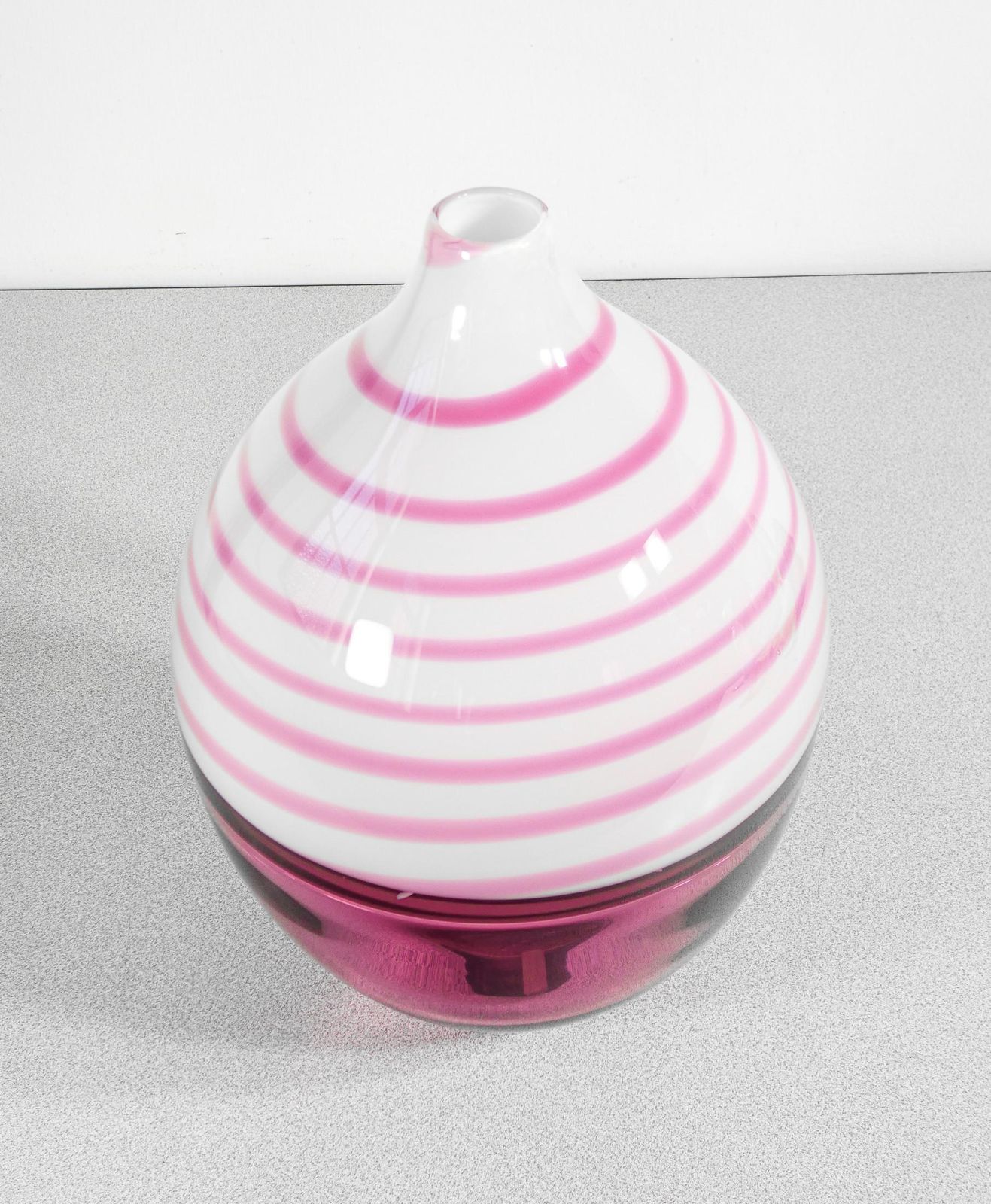 Blown Glass Vase Design Paolo Crepax. Large Pink Version. 1990s photo 456.0