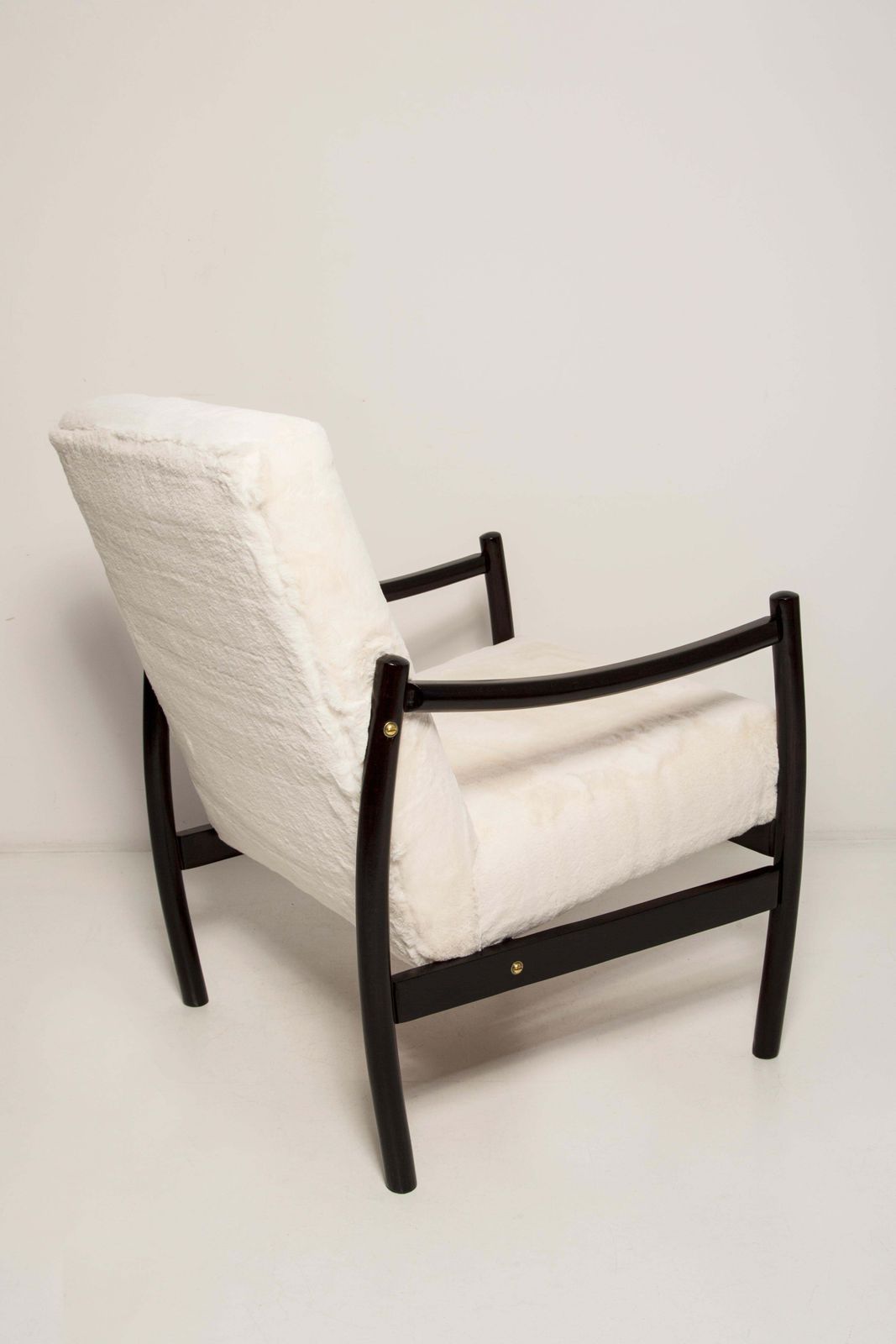 Mid 20th Century Vintage Armchair, White Faux Rabbit Fur, Europe, 1960s photo 1201.0