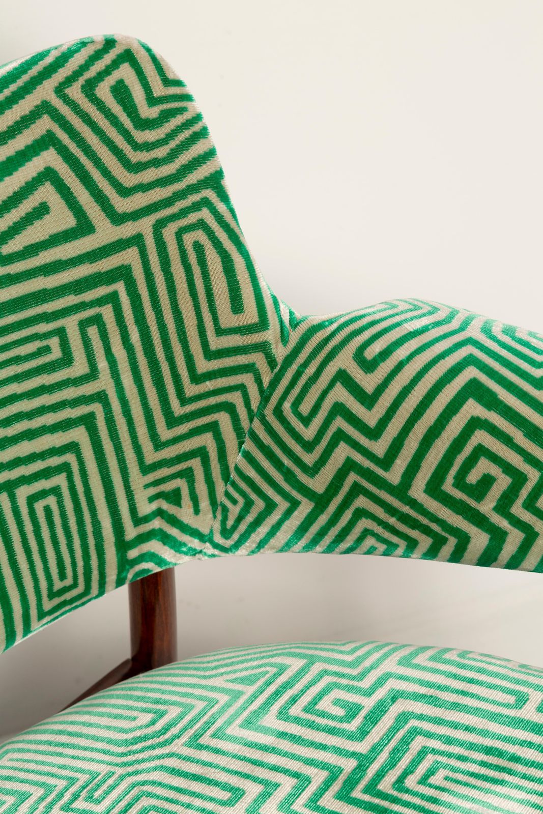photo vintage Set Of Six Mid Century Armchairs, Dedar Jamu Jungle, Type B 6148, Europe, 1960s