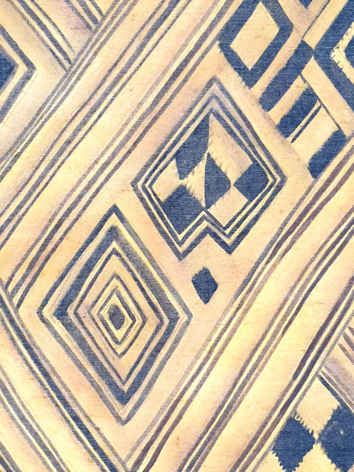 photo for sale La Roche Laffitte, Painting Of An Antique Caucasian 'Kuba' Tribal Item, Watercolour On Silk