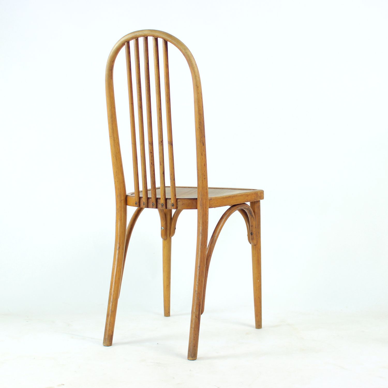 Vintage Thonet Bentwood Oak Chair With Original Label, Czechoslovakia, 1920s photo 460.0