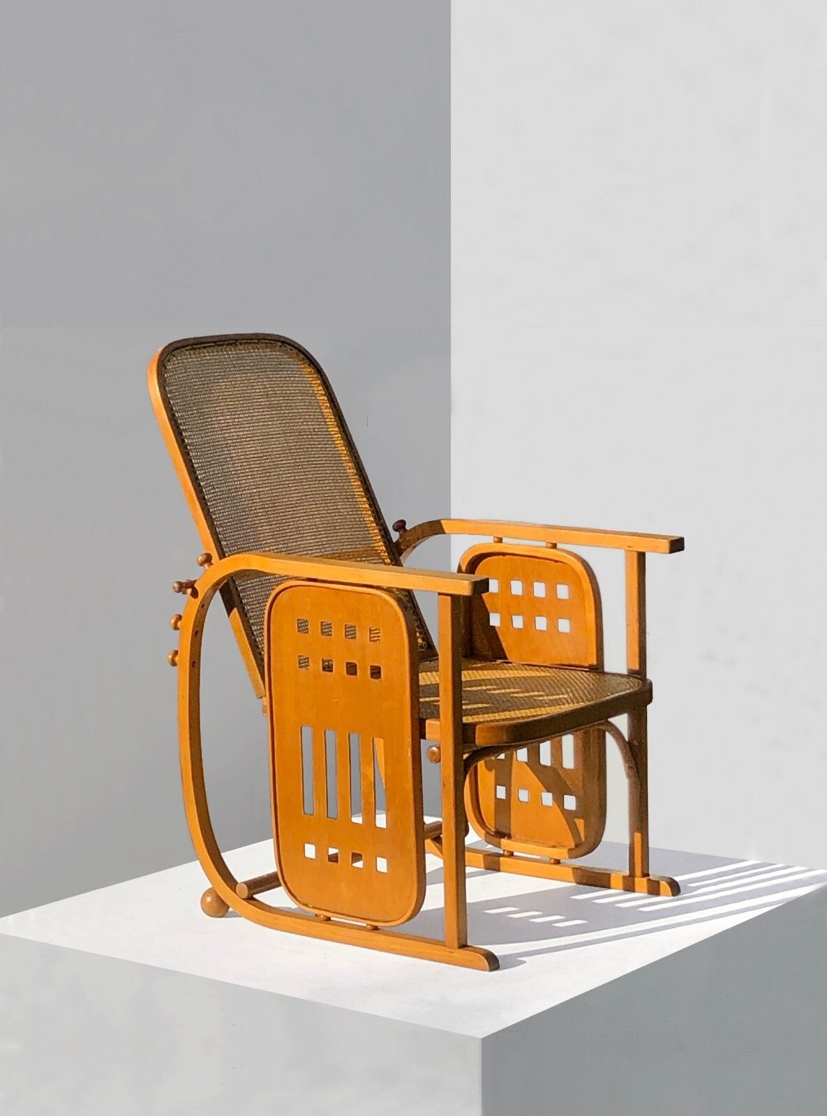 1910 Josef Hoffmann Armchair "Sitting Machine" Viener Werstatte Modernist