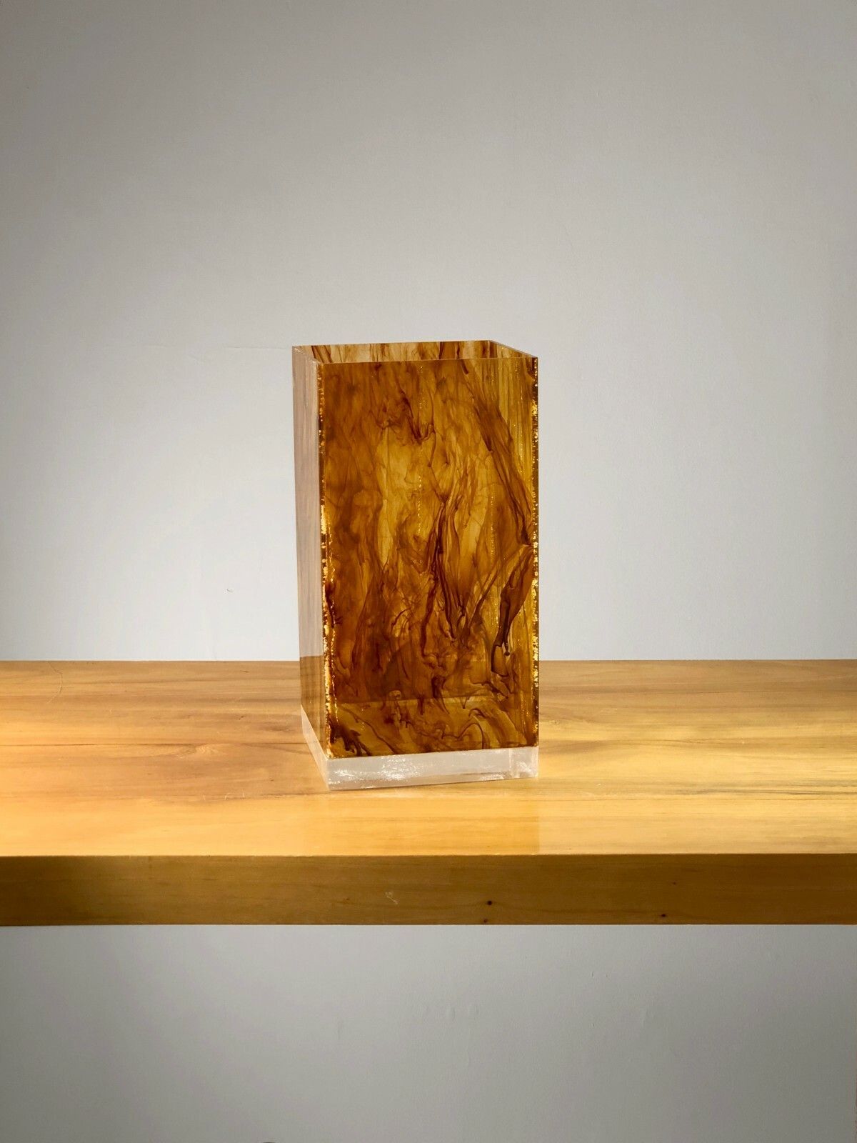 1970 Philippe Cheverny 1 Vase Post Modernist Pop Shabby Chic Lucite Plexiglas
