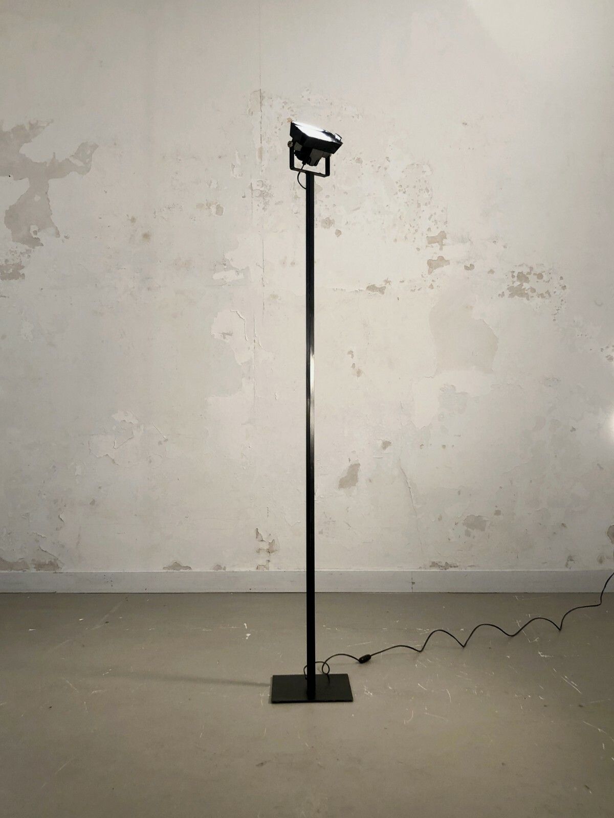1980 1990 Lumess Postmodernist Lamp Memphis Minimal Radical Stilnovo