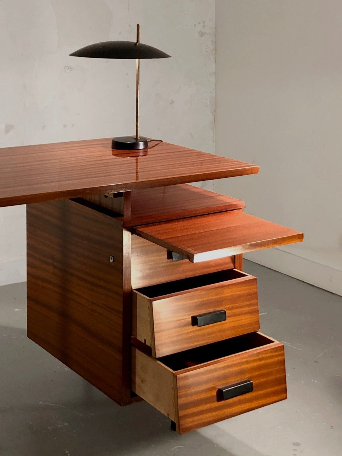 1950 Pierre Paulin Office Cm 172 Tuna Modernist Reconstruction Arp Guariche photo Furniture