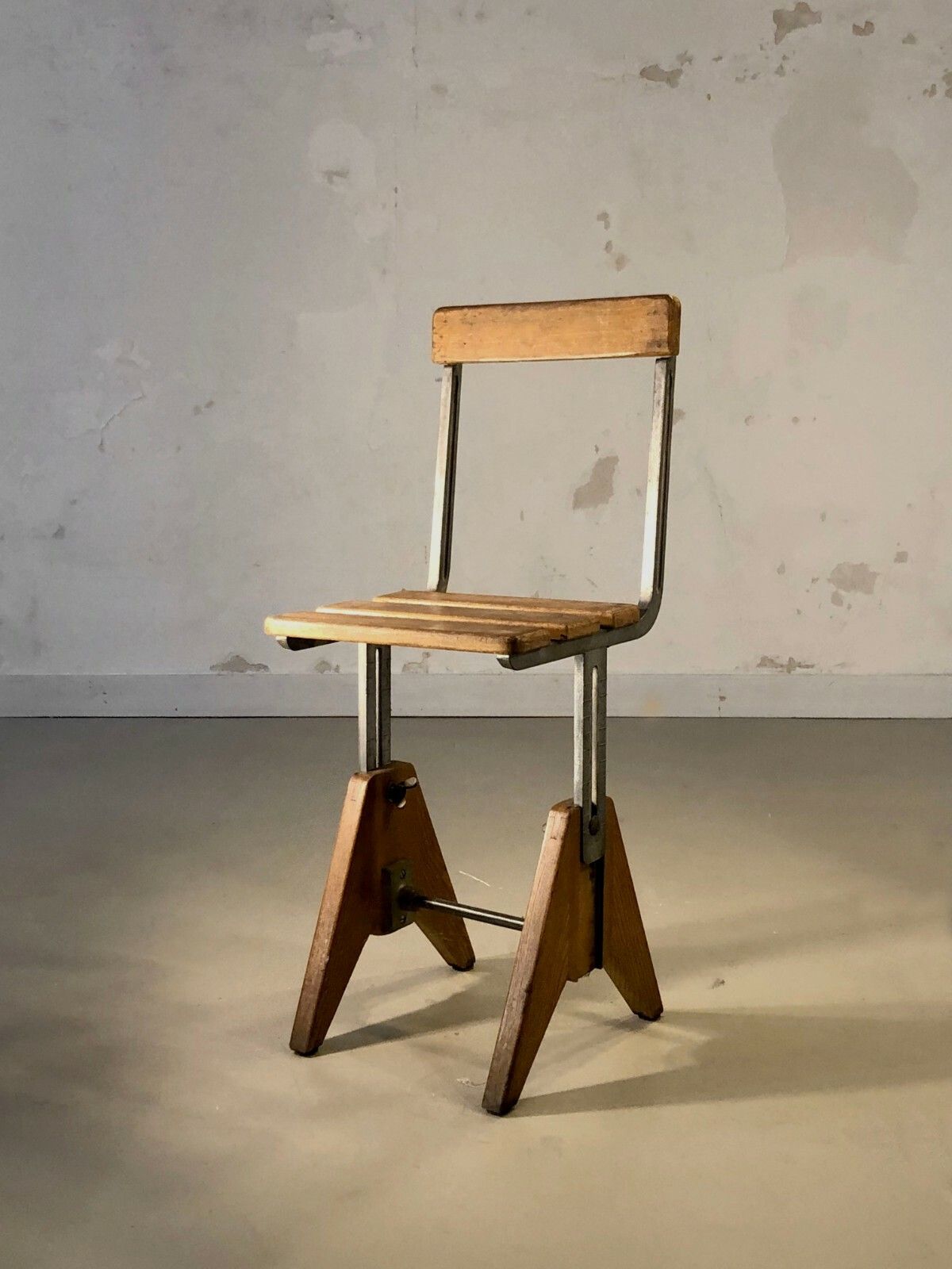 1960 Modernist Reconstruction Bauhaus Industrial Workshop Chair Chapo Perriand