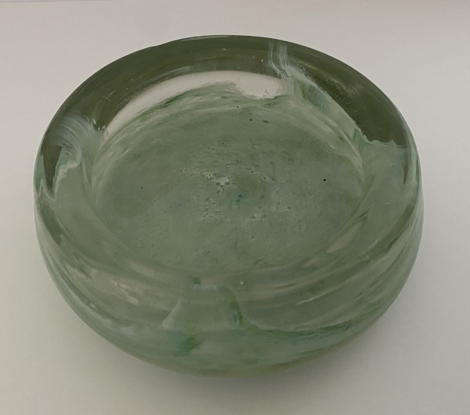 Nazeing, British Studio Art Glass, Mottled Green Bowl photo buy