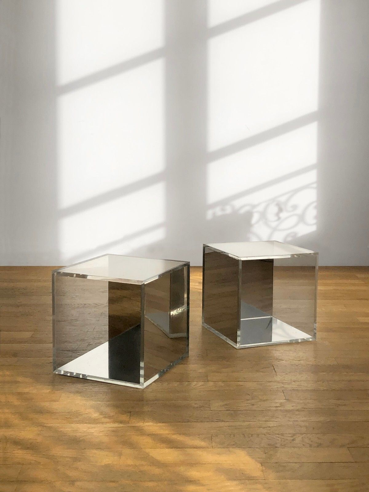 1970 2 Kinetic Bass Tables Post Modernist Space Age Lucite photo 3032.0