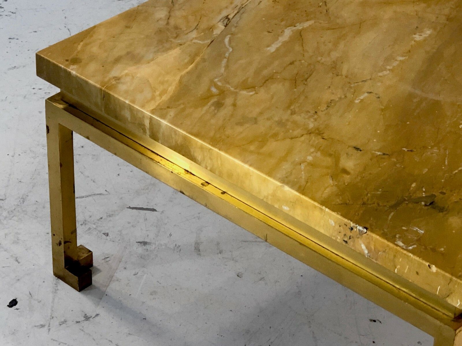 1970 House Ramsey Marble Low Table Post Modernist Shabby Chic Roger Thibier photo vinterior