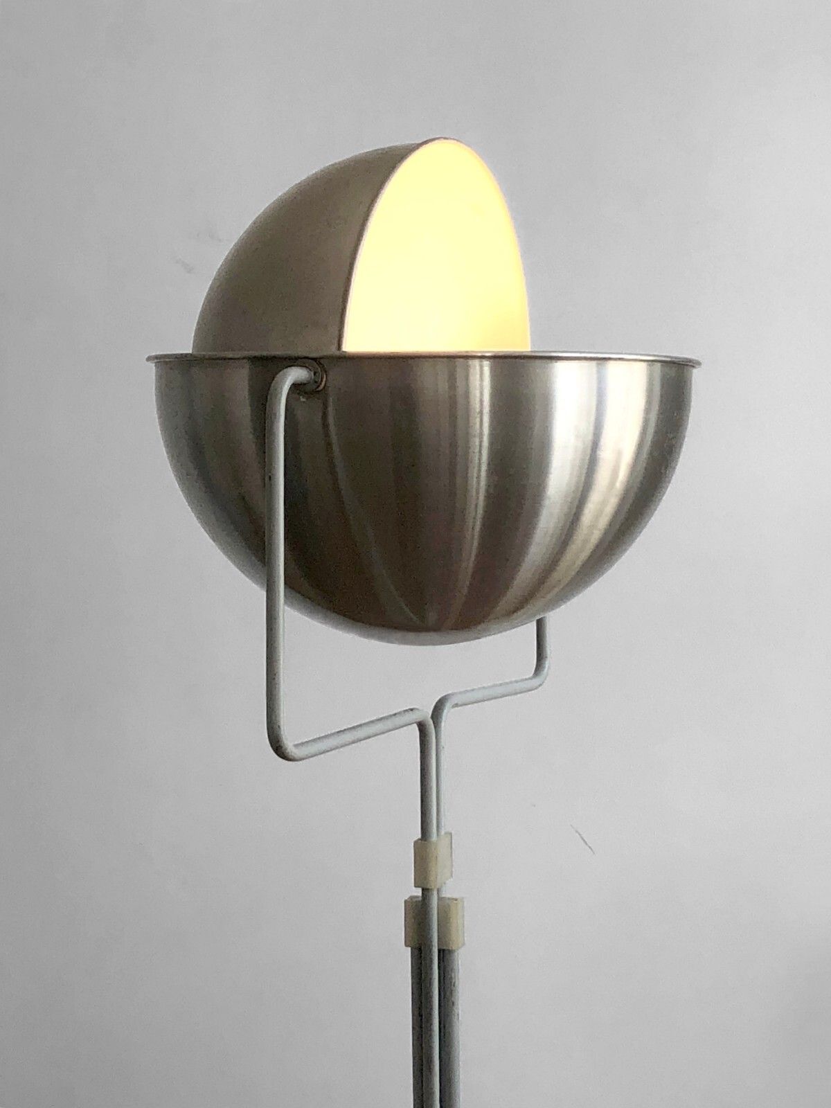 1970 Raak Streetlight D 2017 Modernist Space Age Arteluce Colombo Tobia Shoe photo vinterior