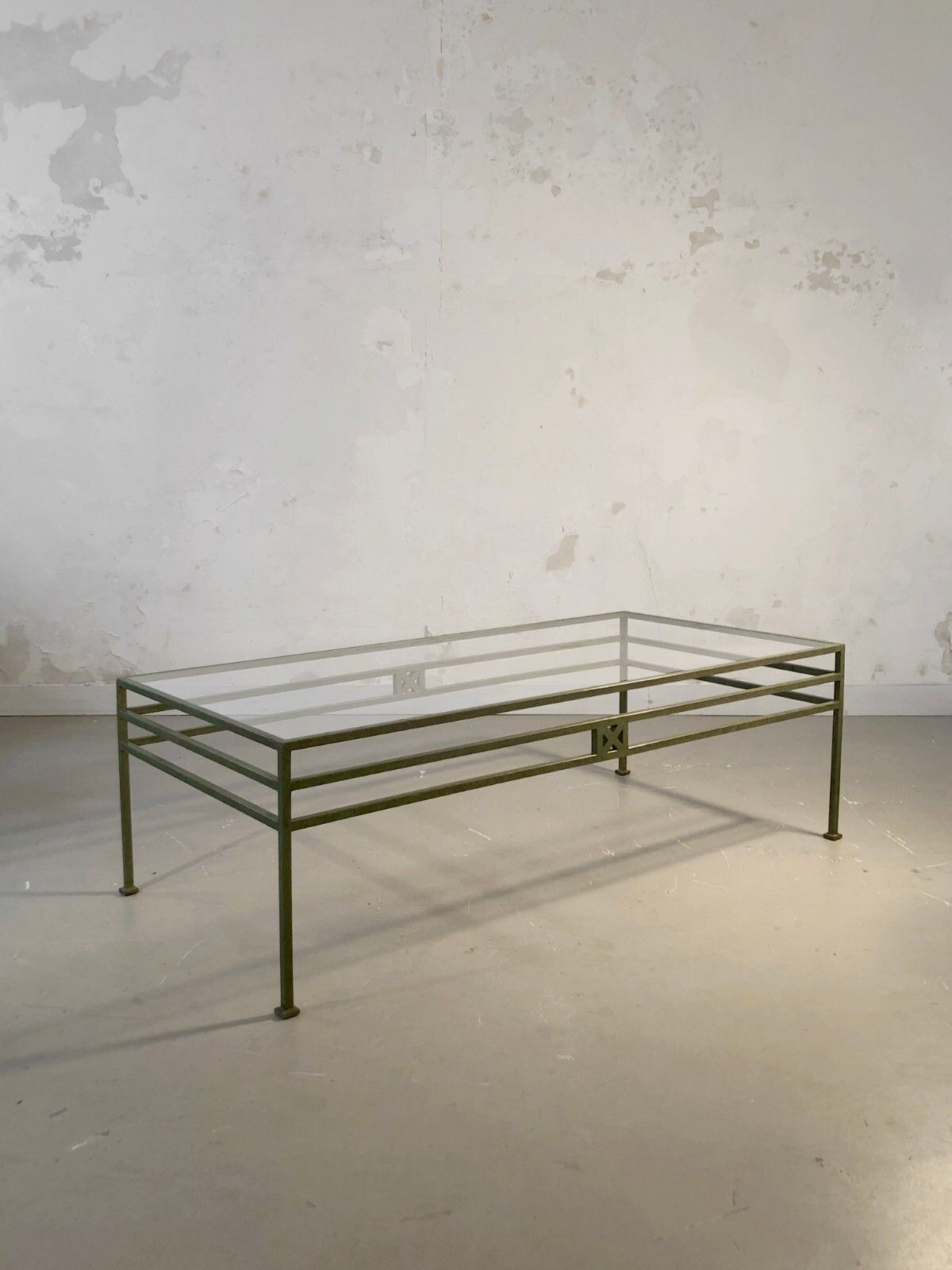 1980 Jm Wilmotte Herculaneum Postmodernist Shabby Chic Memphis Bass Table