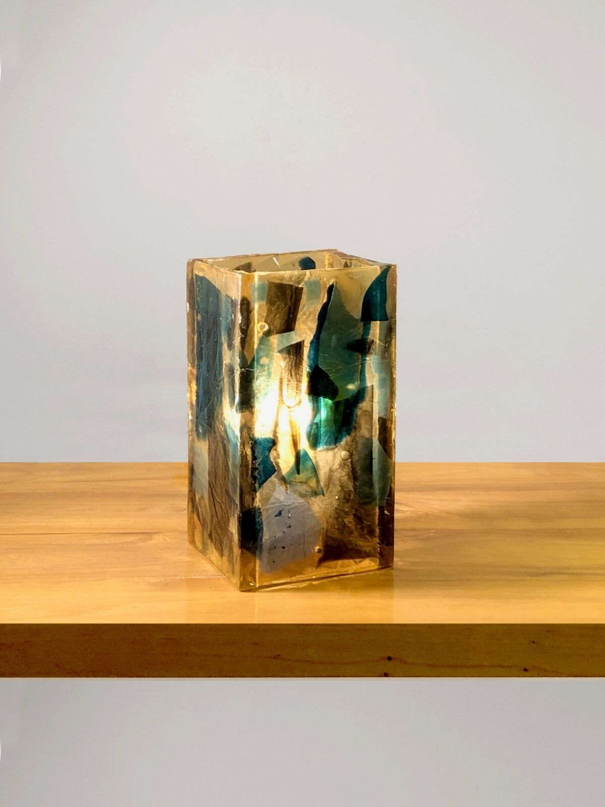1960 Dalux Modernist Fractal Resin Plexiglas Giraudon Table Lamp photo for sale