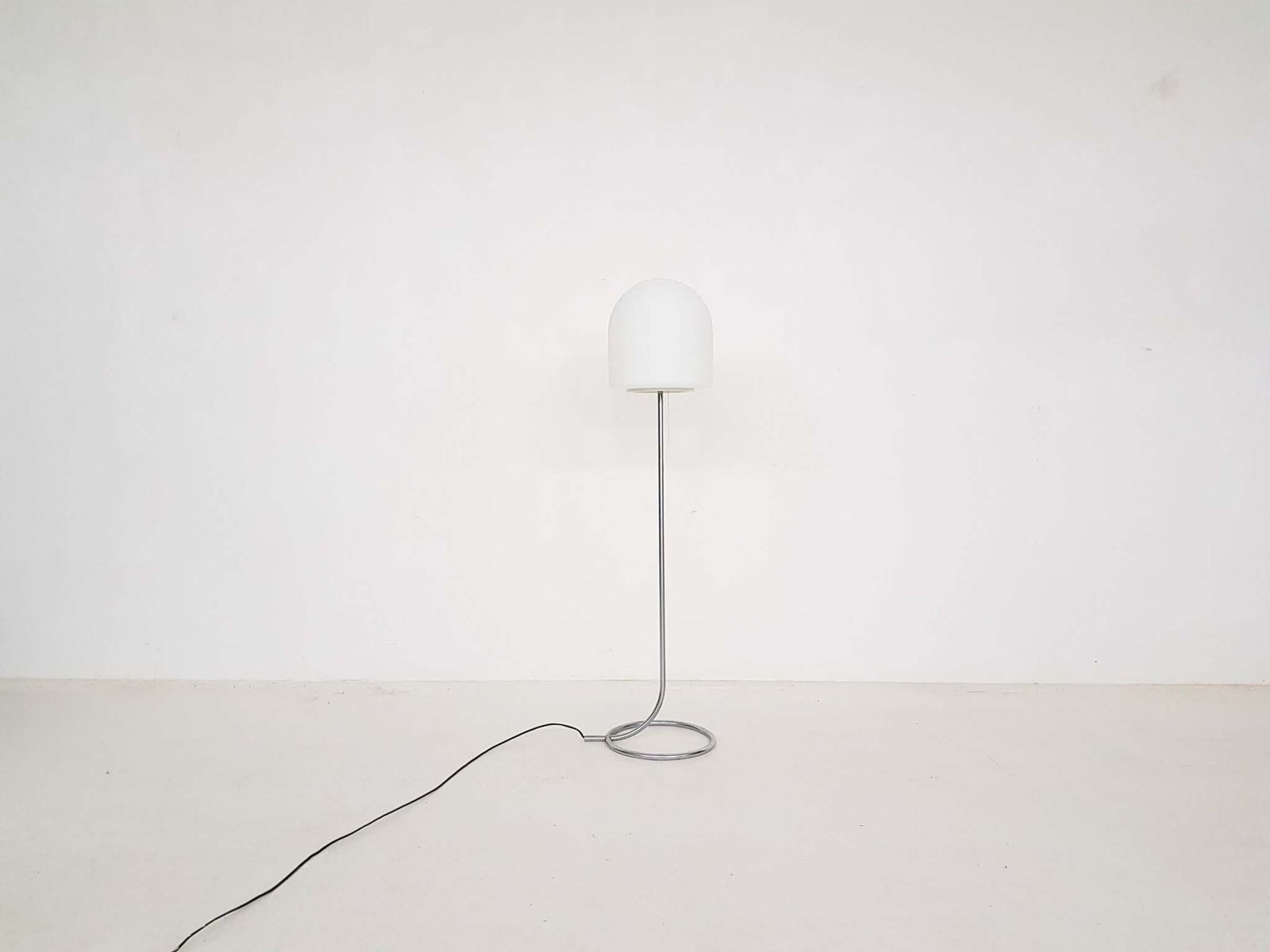 Aldo Van Den Nieuwelaar Model A251 Vloerlamp Voor Artimeta, Dutch Design 1972