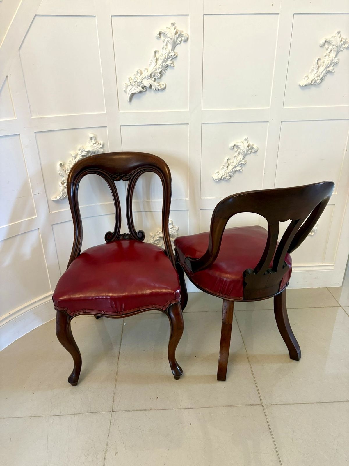 photo furniture Set Of Six Antique 19th Century Superb Quality Carved Mahogany Dining Chairs