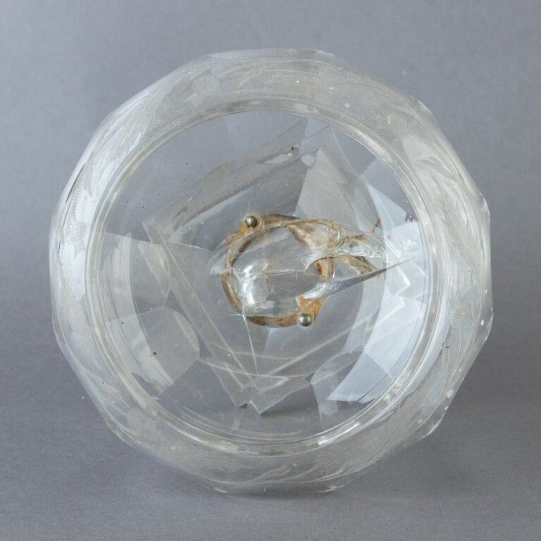 Antique Pair Of Victorian Etched Lidded Glass Urns photo Home Decor