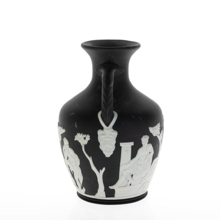 Wedgwood Black Basalt Jasperware Ceramic Porcelain Copy Of The Portland Vase photo furniture