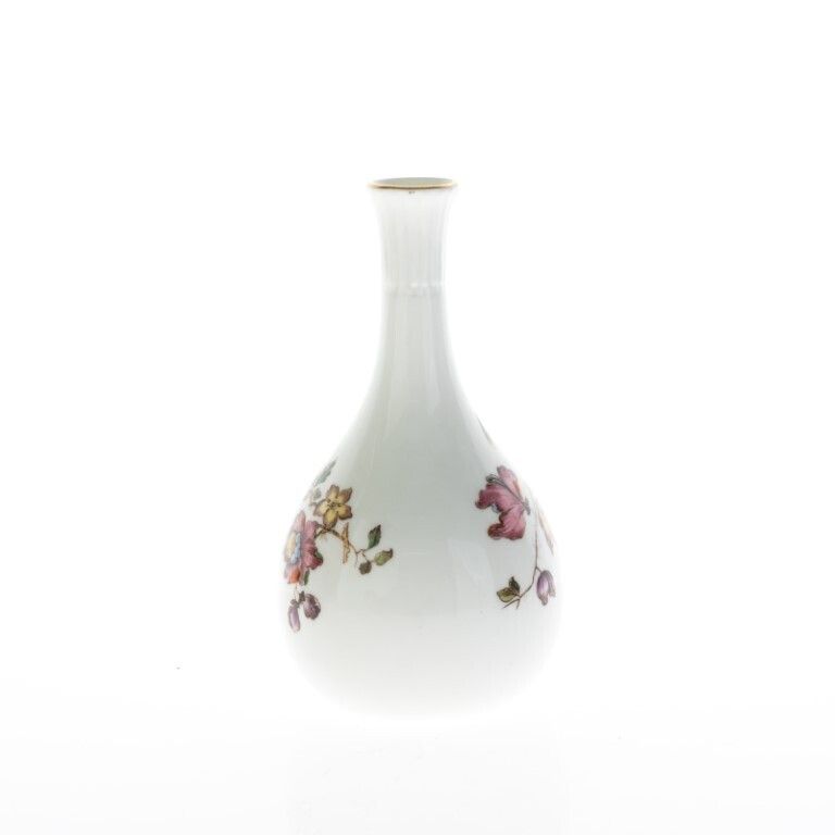 Wedgwood Ceramic Porcelain Swallow Pattern Spill Vase photo furniture