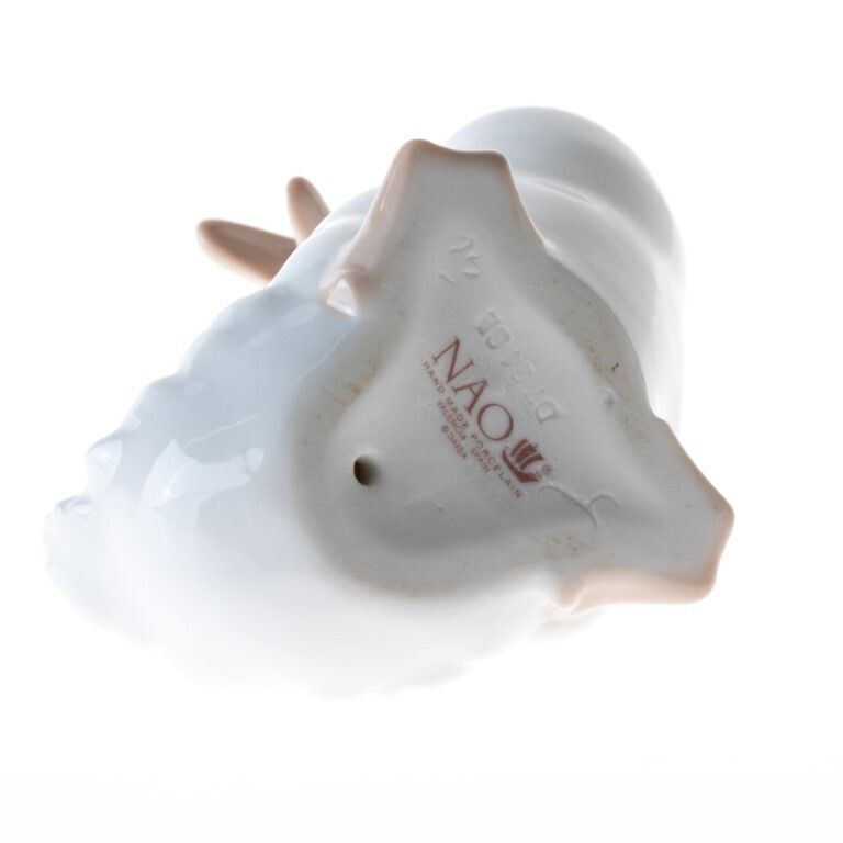 Nao By Lladro Fine Porcelain Sculpture Of Duck photo furniture