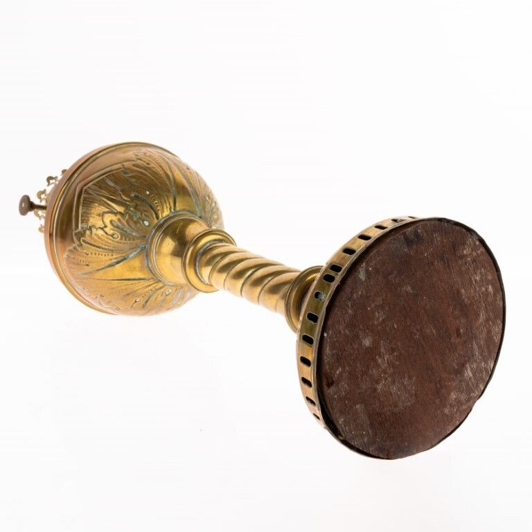 Antique Early 20th Century Art Nouveau Brass Oil Lamp photo furniture