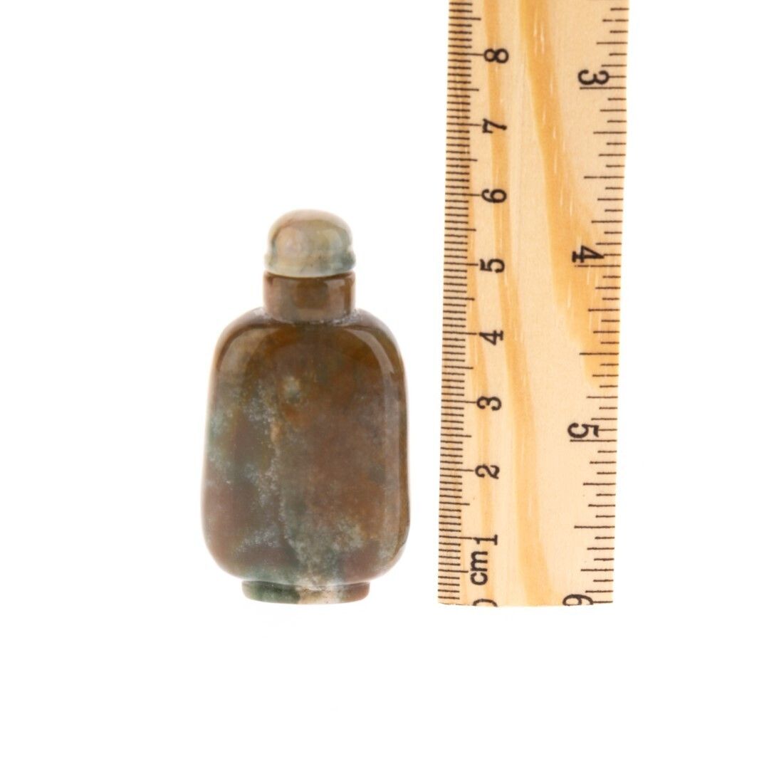 Antique Chinese Qing Dynasty Period Carved Mottled Green Snuff Bottle photo for sale
